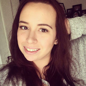 Meet your Posher, Courtney